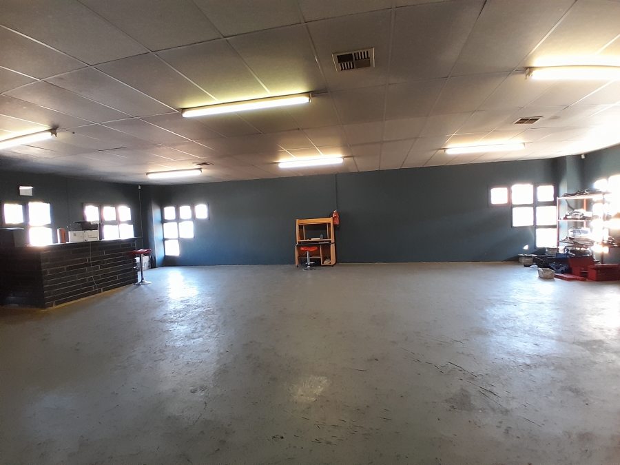 Commercial Property for Sale in Oos Einde North West